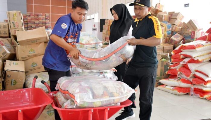 Kementan Kirim Bantuan ke Agam, 1.600 Ha Sawah Rusak