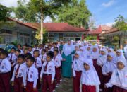 Hari Pertama Sekolah