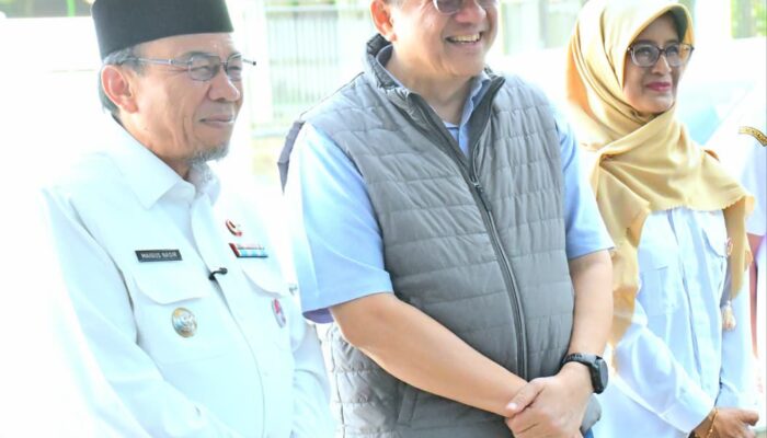 21 Siswa SMP Negeri 3 Padang Terima Bantuan PIP