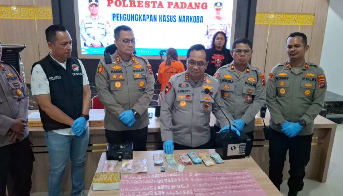 Gawat Perempuan di Pasar Gaung Jadi Pengedar Narkoba, 211 Paket Sabu Ditemukan