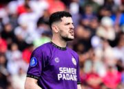 Penasehat Semen Padang FC Beri Sinyal, Arthur Agusto Bakal Didepak ?