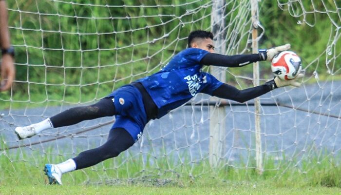 Rendy Oscario Resmi ke Semen Padang FC, Solusi Lini Pertahanan ?