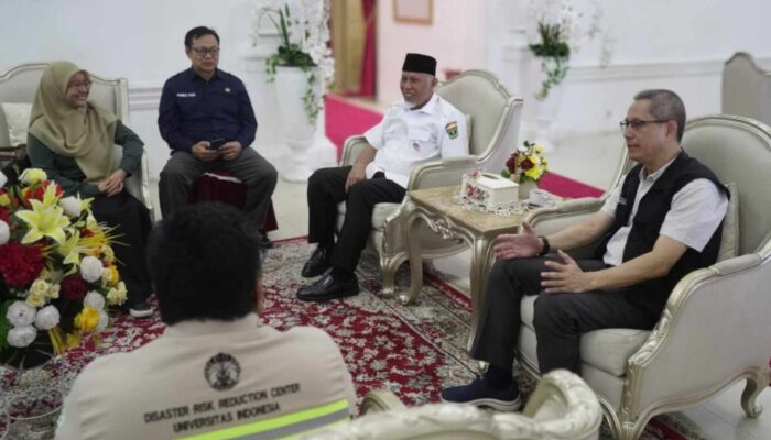 Gubernur Sumbar Apresiasi Kolaborasi UI, PNP dan UNDIP Tangani Bencana