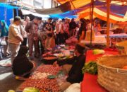 Bupati Welly Suhery Tinjau Pasar Lama Lubuk Sikaping di Bulan Ramadan