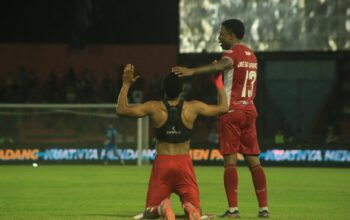 Tak Ada yang Berubah dari Semen Padang di Bawah Asuhan Imran Nahumarury