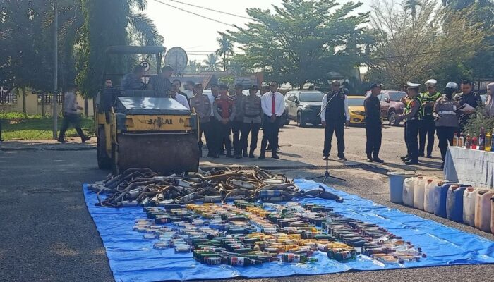 Hasil Tangkapan Operasi Pekat di Dharmasraya Dimusnahkan