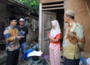 Wabup Parulian Serahkan Bantuan Bedah Rumah di Dua Kecamatan