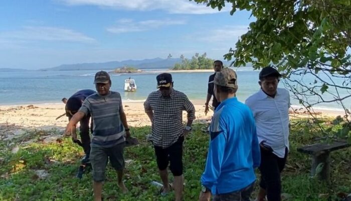 Tinjau Pulau Semangki, Wabup Pessel Soroti Proyek Wisata Rp4,7 Miliar yang Kini Terbengkalai